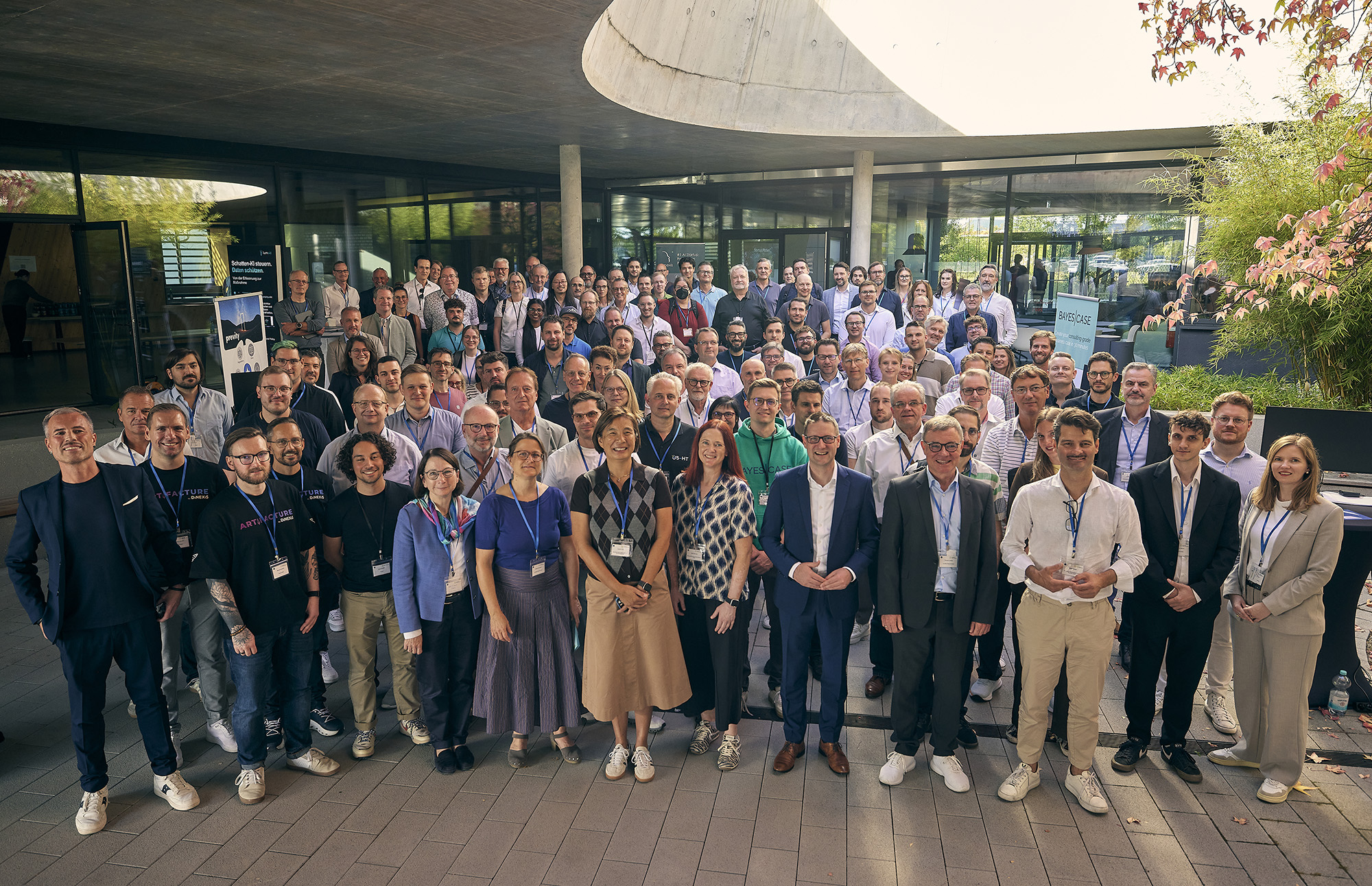 Gruppenbild des KI Summit 2026 in Walldorf